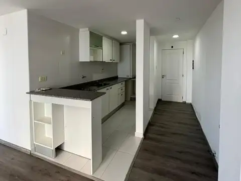 Departamento en Alquiler en Zona Puerto, $ 750.000