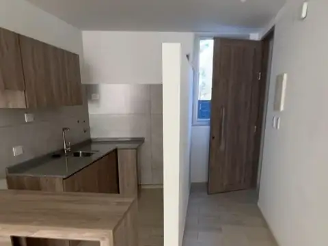 La Majella, Paseo Comercial y Dptos 1, 2 y 3 ambientes con Patio, Terraza, Cochera y Piletas individuales, Villa del Lago, Villa Carlos Paz. (Unidad 1)