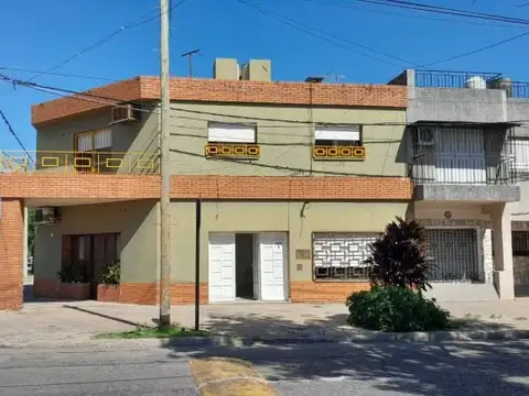 Casa en Alquiler en Barrio Industrial, Rosario
