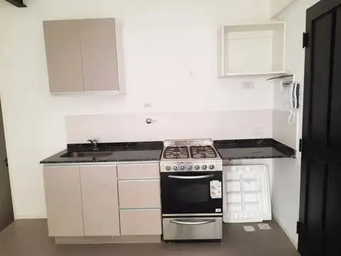 Depto Tipo Casa en Alquiler al Este