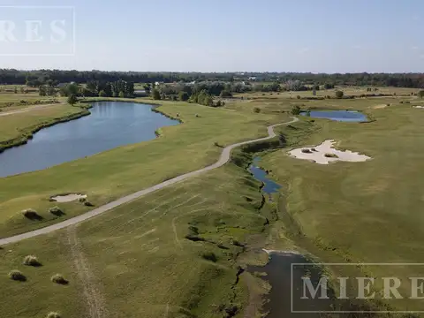 Lote de 1427m² en venta en Tilbury Norte, Pilará