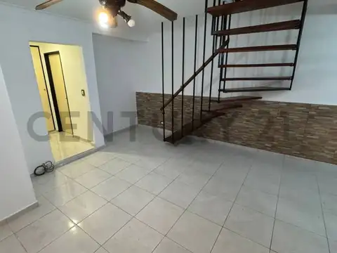 Ruiz Huidobro 3100, Piso 0