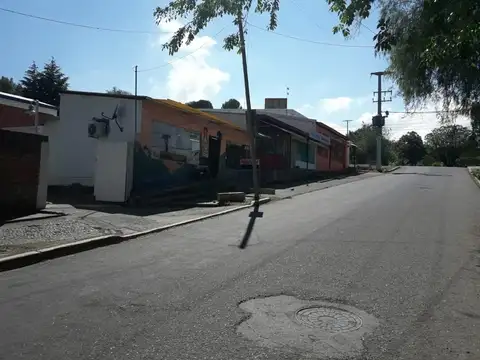 VENTA DE COMPLEJO ,CON LOCALES 