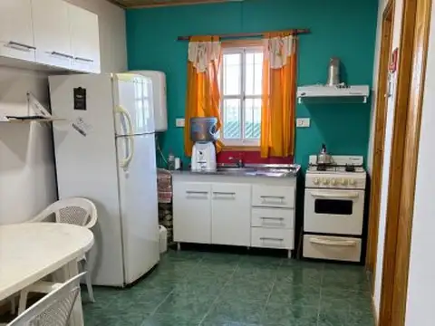 Casa 2 ambientes con 1 baño