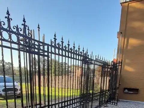 LOCAL EN VENTA SOBRE COLECTORA NORTE RAMAL PILAR