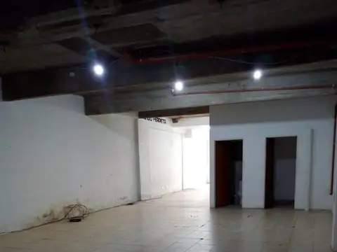Local en Alquiler en Recoleta, $ 2.950.000