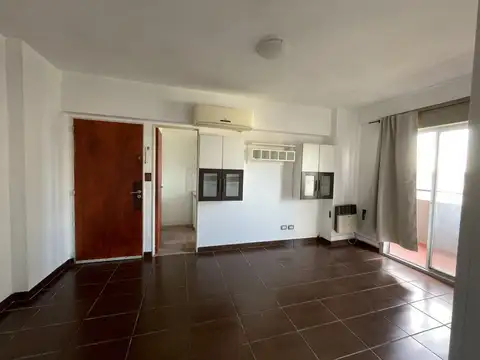 VENTA DEPARTAMENTO 4 AMBIENTES EN MATADEROS