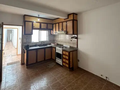 Depto Tipo Casa en Alquiler de 2 dormitorios