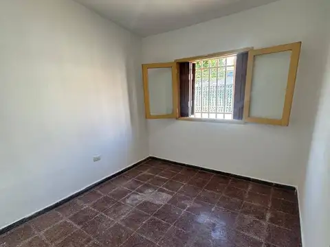 Casa en Alquiler en Barrio España y Hospitales, $ 500.000