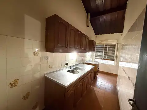 Casa 6 abientes en Venta Hudson Barrio Maritimo