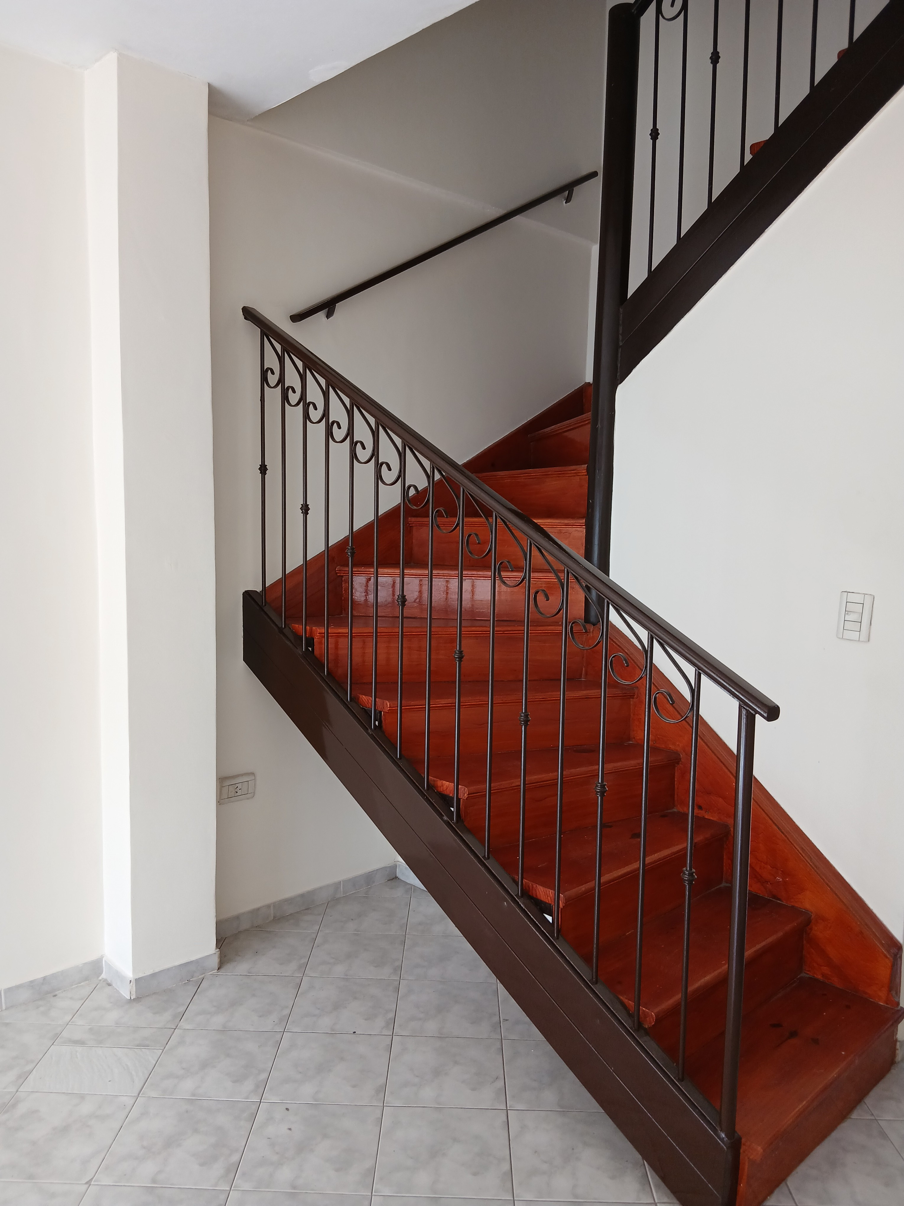 Depto Tipo Casa en Alquiler de 2 dormitorios