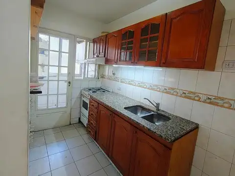 Departamento 4 ambientes con 1 baño