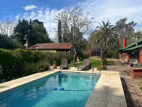 Venta Casa 4 Ambientes con Piscina en Parque Exaltación