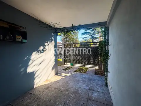 Depto Tipo Casa en Venta con 1 cocheras