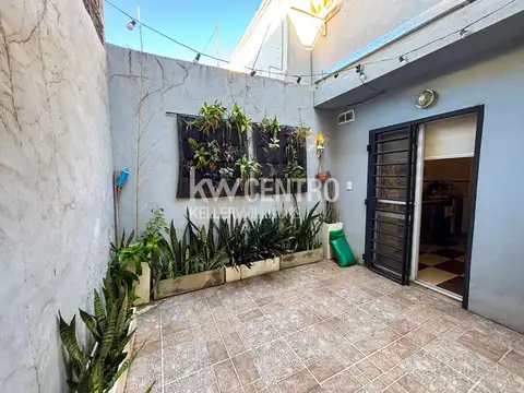 Depto Tipo Casa en Venta 8 años
