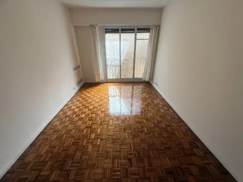 Departamento 3 amb en Once con lavadero 