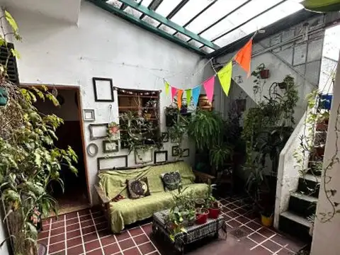 Depto Tipo Casa en Venta de 4 ambientes