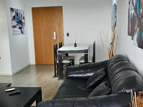 Libertador 8500, Piso 16