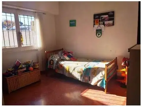 Hermosa Casa De 3 Ambientes Con Parque