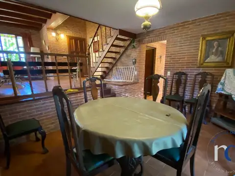 Casa en Venta con 1 cochera