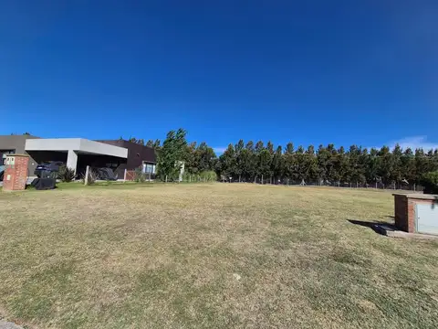 Terreno en Venta en Tristan Suarez, USD 35.000