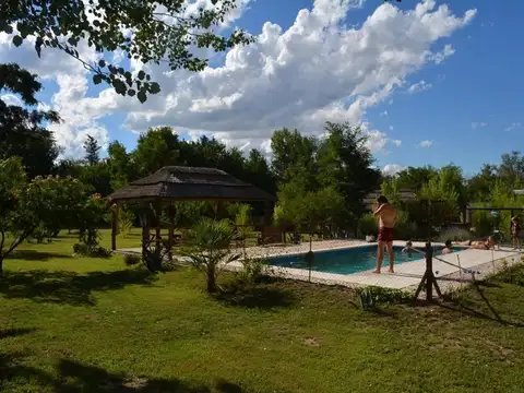 Casa en Venta con 5 cocheras