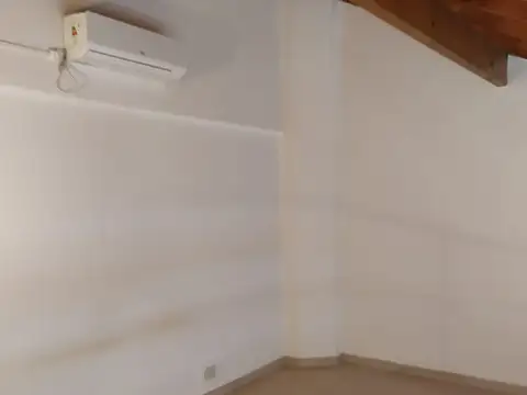 Cornelio Saavedra 2400, Piso 3