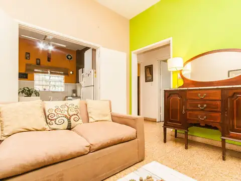 Casa 3 ambientes con 1 baño