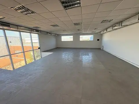 Excelente deposito de 3,400m2, en P. Industrial Tigre sobre Austria Norte 450 m2 de ofic vest WC