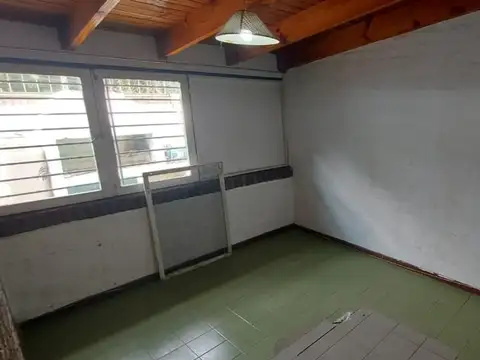 CASA EN CALLE 12 DE OCTUBRE DE SAN JOSE
