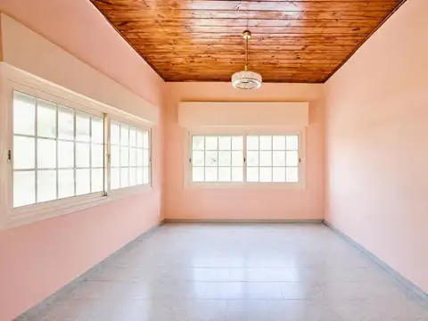 Venta Casa en Victoria, PBA. Gran Lote Propio