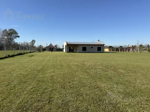 Casa Quinta a Terminar 3 Amb. Lote 4000 m2 Rural - Gral. Rodriguez