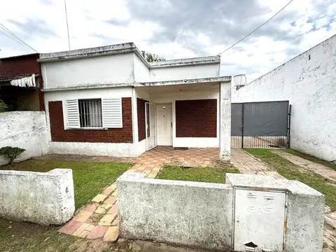 Cornelio Saavedra 200