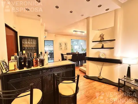 Casa 5 ambientes con 3 baños