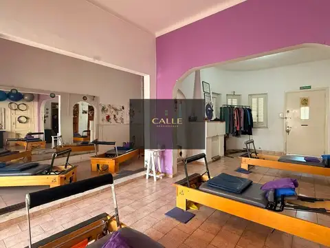 Casa en venta con gran potencial residencial y de desarrollo — Godoy