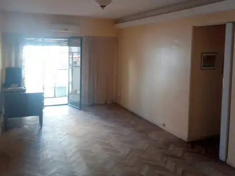 Yerbal 2200 , Piso 5