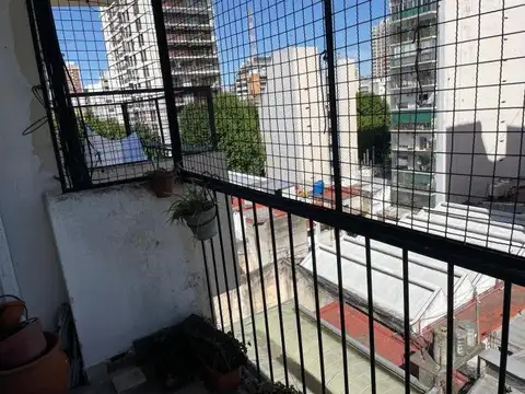 Venta departamento de 4 ambientes en Flores