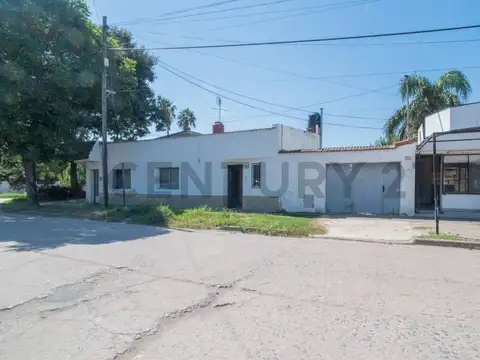 Venta Casa y locales - Santo Tomé