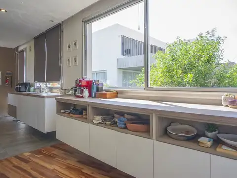 Casa 5 ambientes con 1 baño