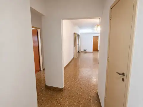 Departamento en Venta de 4 dormitorios