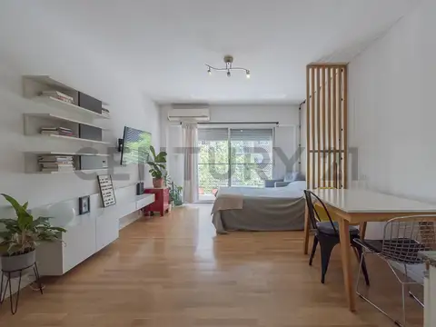 Romulo Naon 2427 , Piso 2