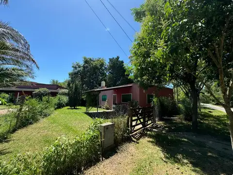 Quinta con casa de invitados y varias dependencias RETASADA!