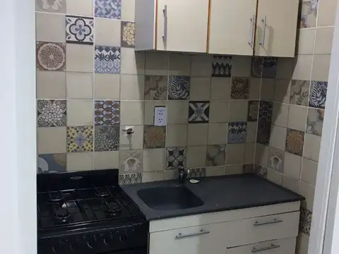 Lezica 4400, Piso PB