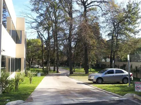 Oficina en Venta al Norte