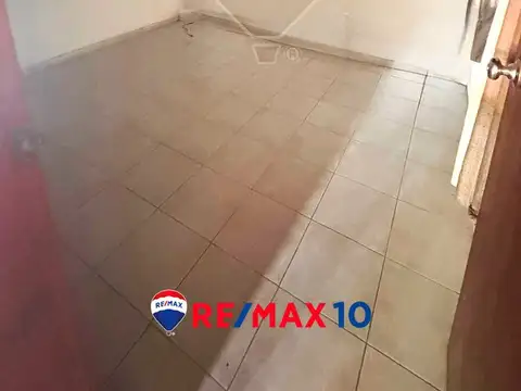 VENTA DE CASA DOS DORMITORIOS CON AMPLIO TERRENO