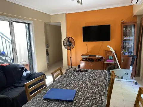 Depto Tipo Casa en Venta en Versalles, USD 199.900