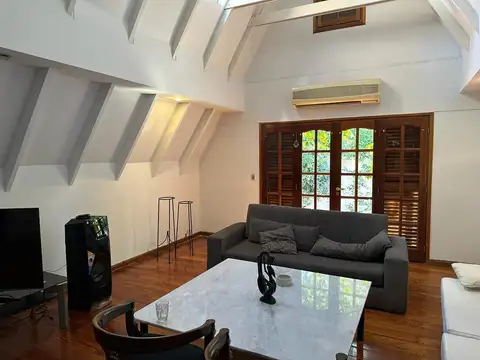 Casa en Alquiler de 4 dormitorios