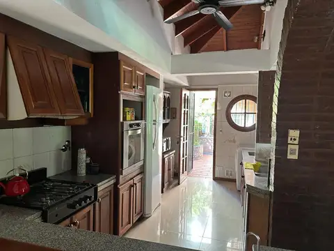 Casa en Alquiler al Sureste