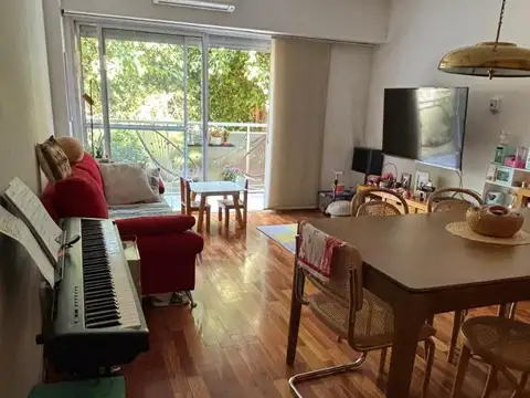 Depto Tipo Casa 4 ambientes con 2 baños