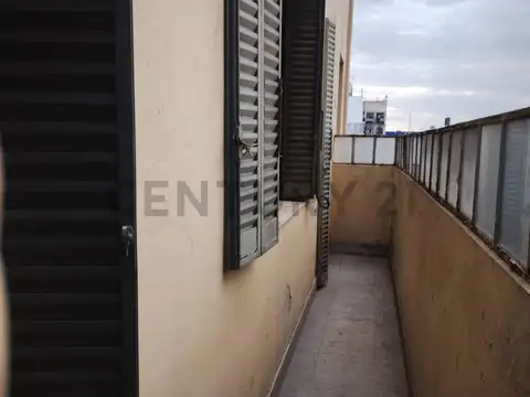 Venta  Departamento 4 ambientes en La Boca.